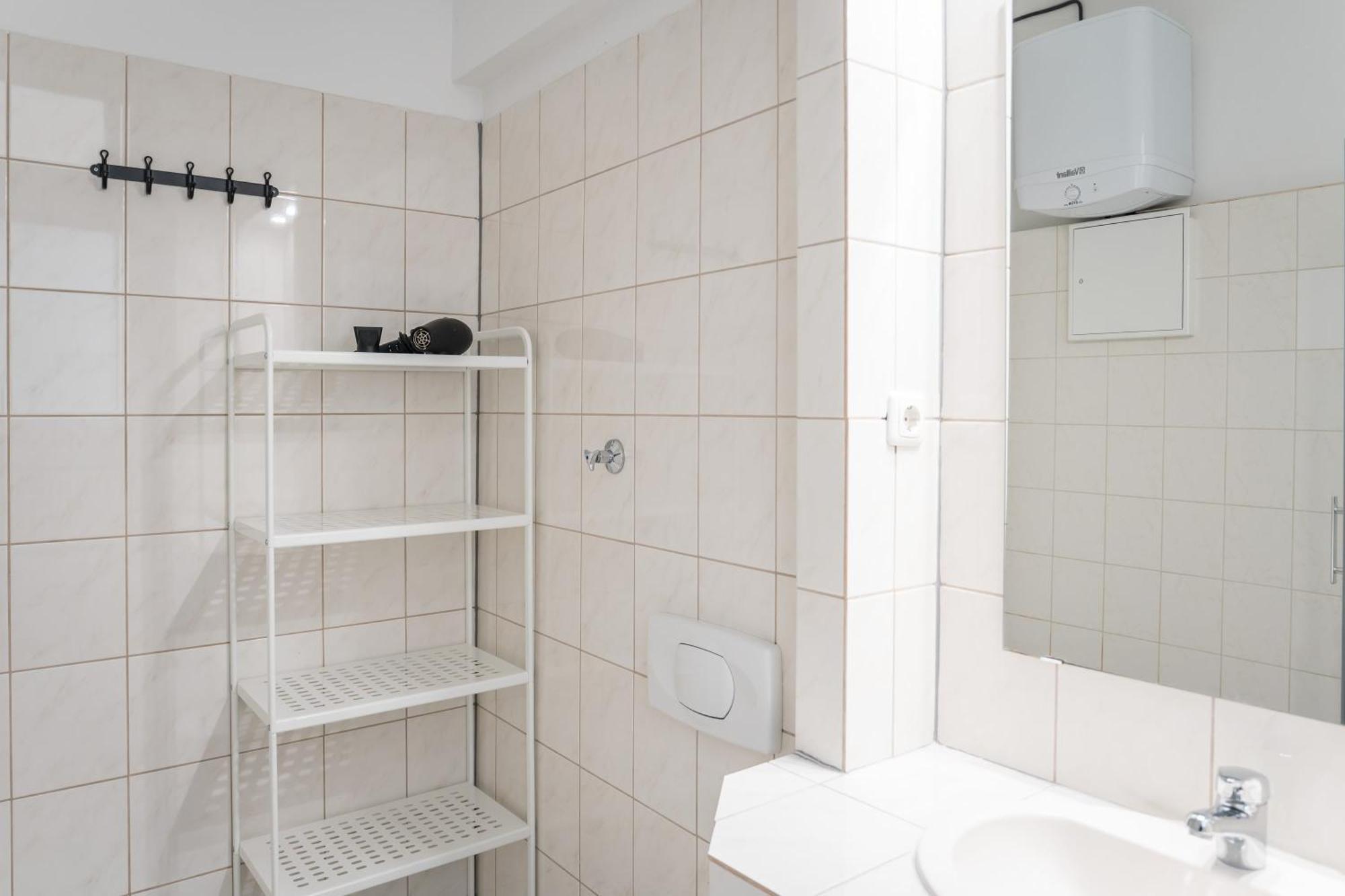 Spacious Family Apartment With 2 Bedrooms برلين المظهر الخارجي الصورة